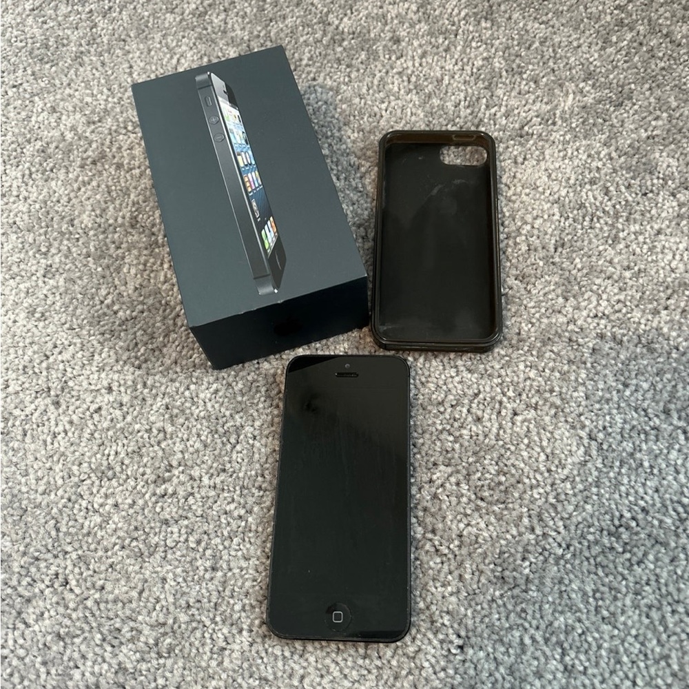 Apple iPhone 5 - Picture 3 of 4